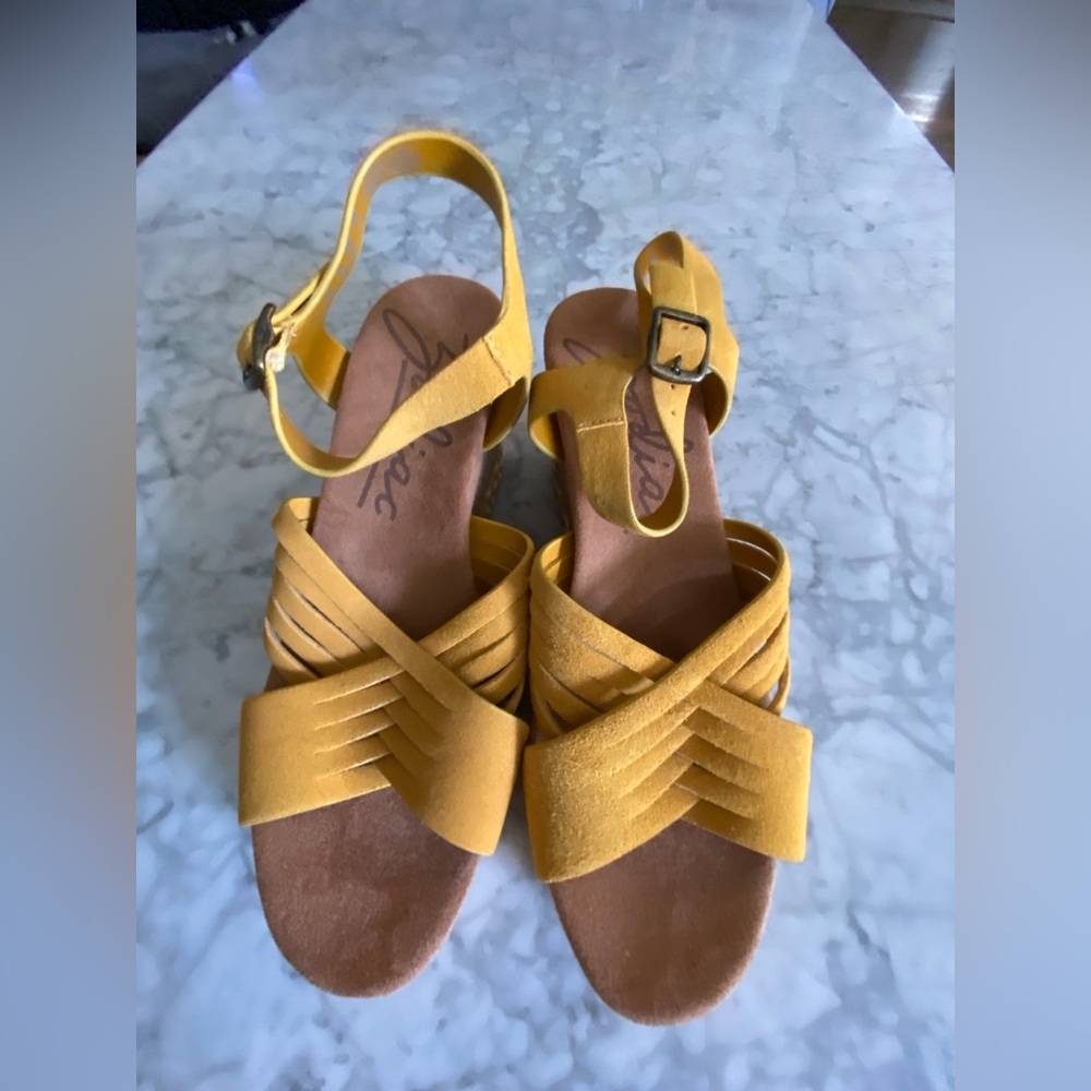 Yellow Zodiac Sandal Wedges- size 10/40 EU